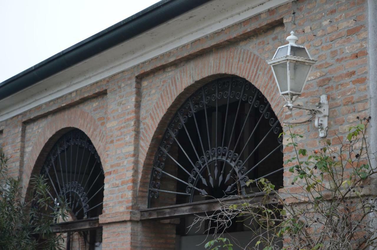 Agriturismo Cipolli E Podo Corte Carlini Mantova Eksteriør bilde